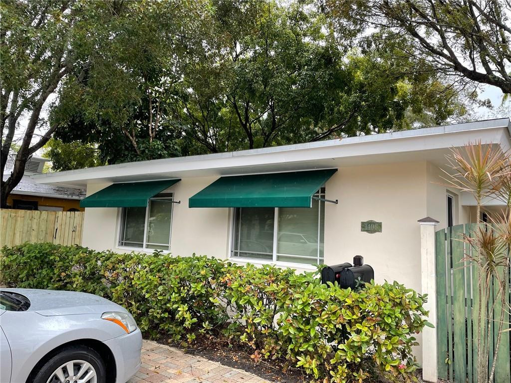 LAS OLAS PARK CORR PLAT - Residential Lease