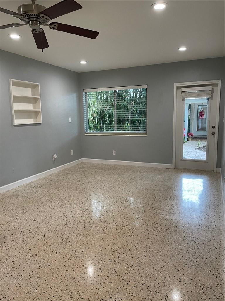 LAS OLAS PARK CORR PLAT - Residential Lease