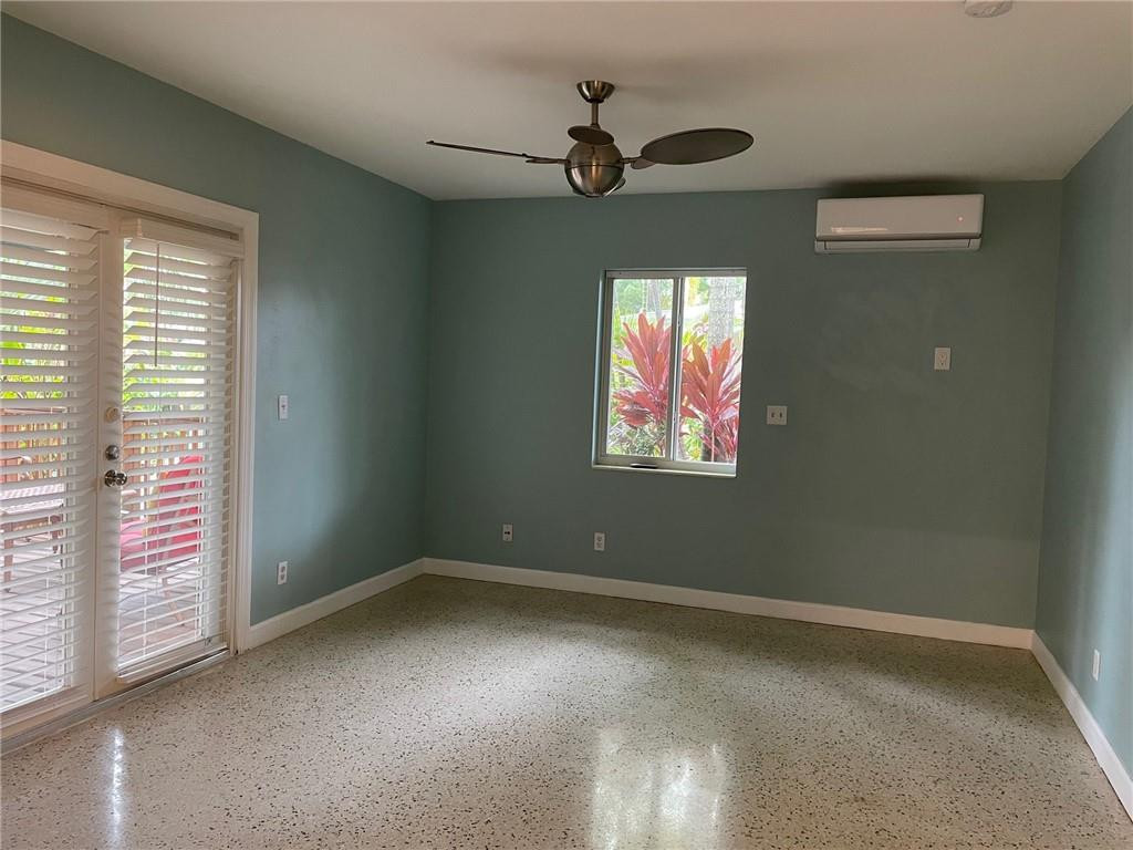 LAS OLAS PARK CORR PLAT - Residential Lease