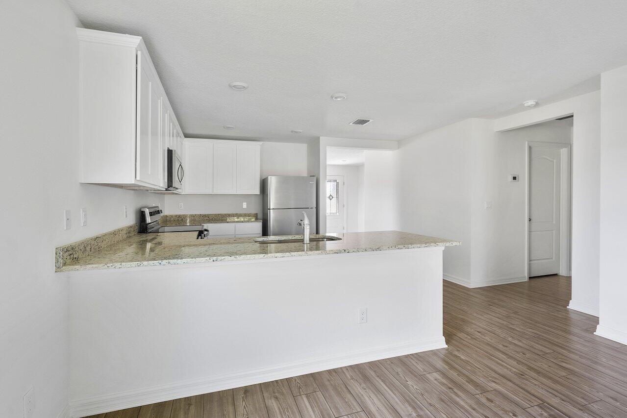 PORT ST LUCIE SECTION  31 - Residential Lease