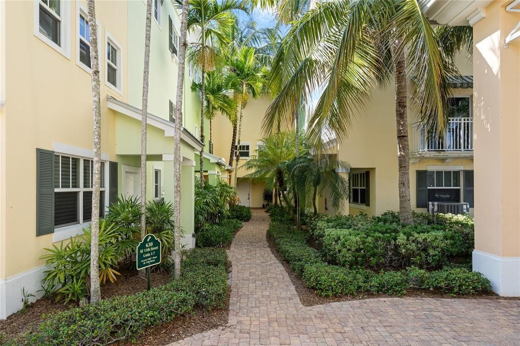 Photo of 630 SE 15th Street #7, Fort Lauderdale, FL 33316 (MLS # F10516101)