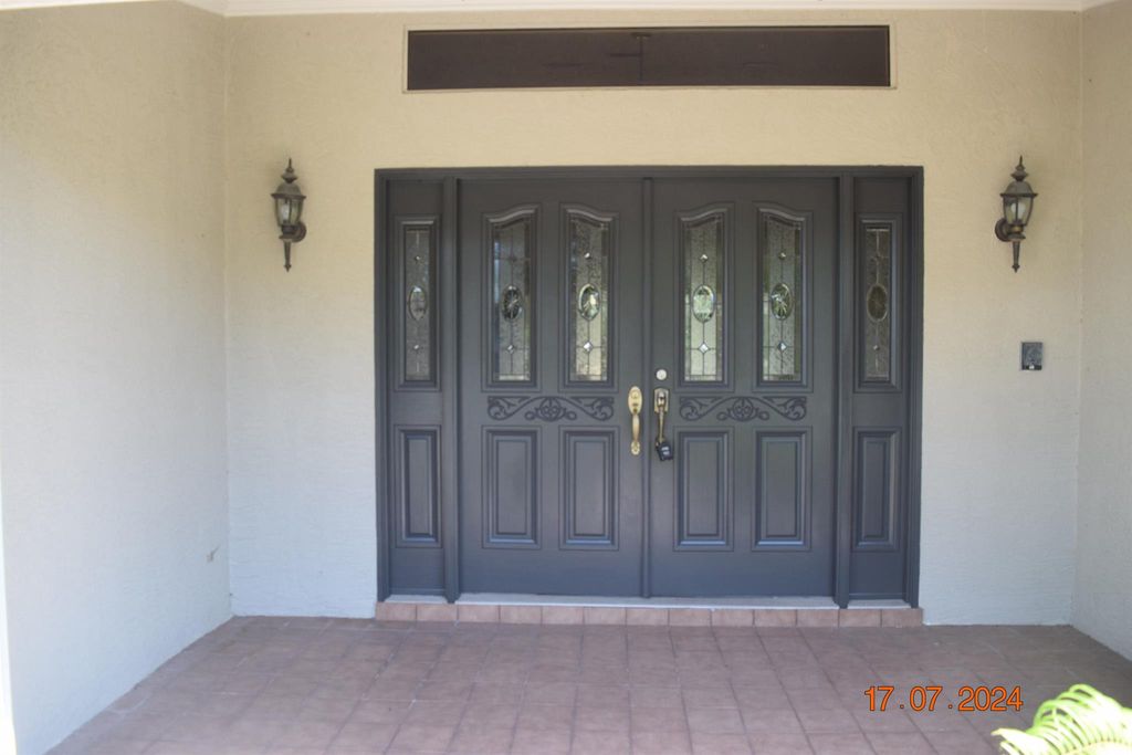 Photo of 422 S Naranja Avenue, Port Saint Lucie, FL 34983 (MLS # R11004083)