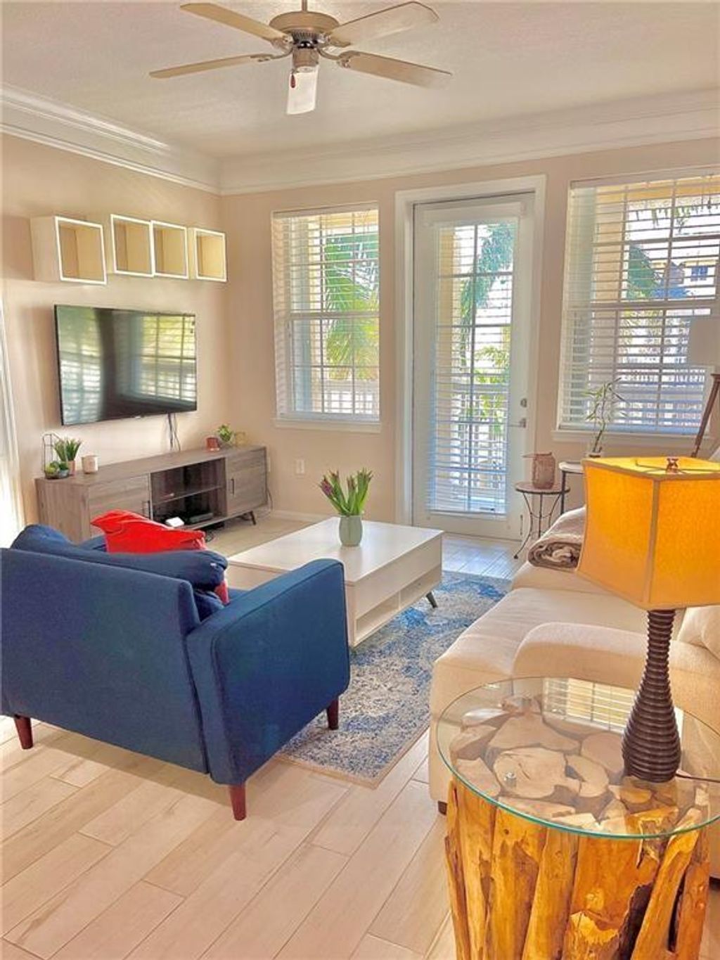 Photo of 275 Murcia Dr #308, Jupiter, FL 33458 (MLS # F10499586)