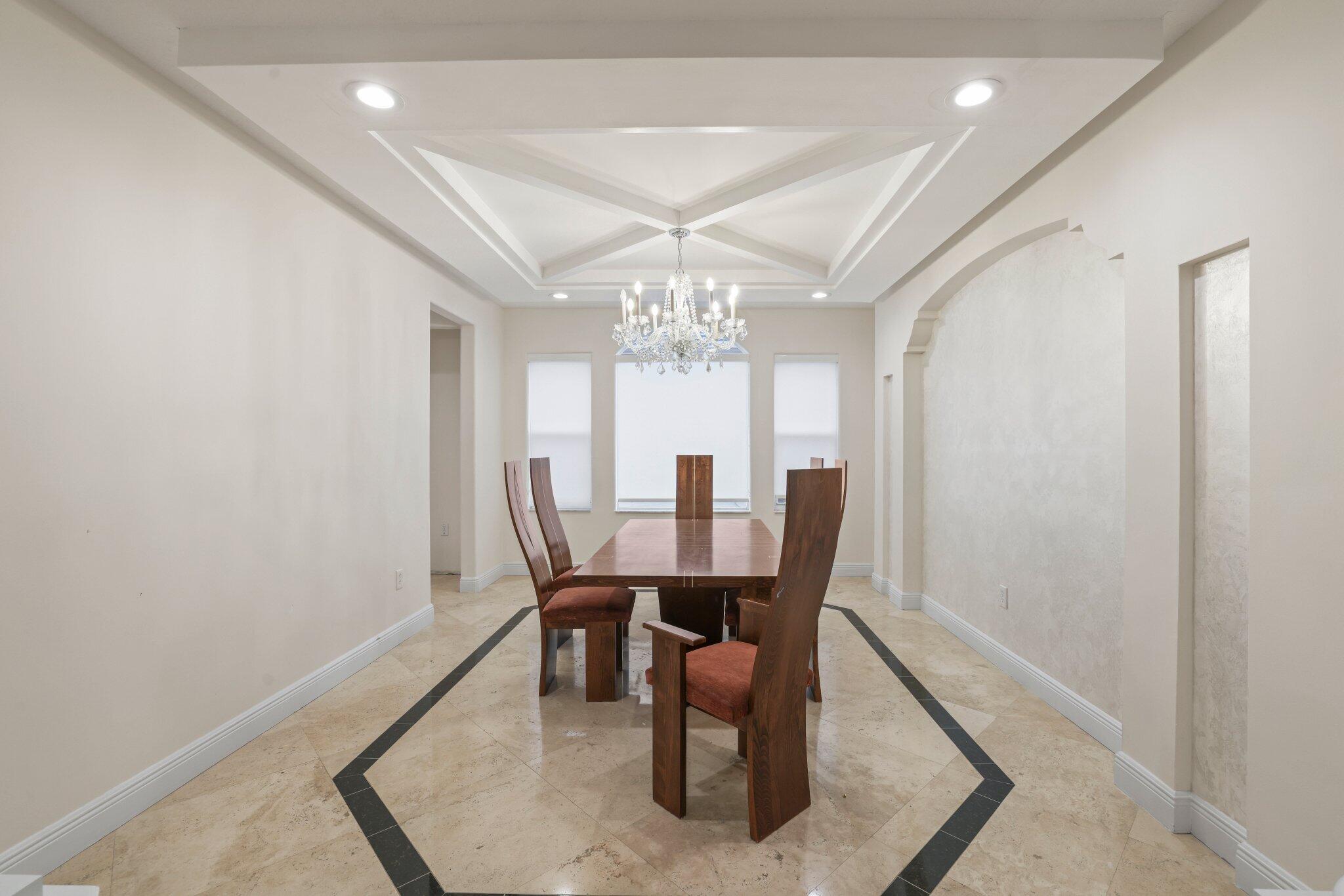 SATURNIA - Residential