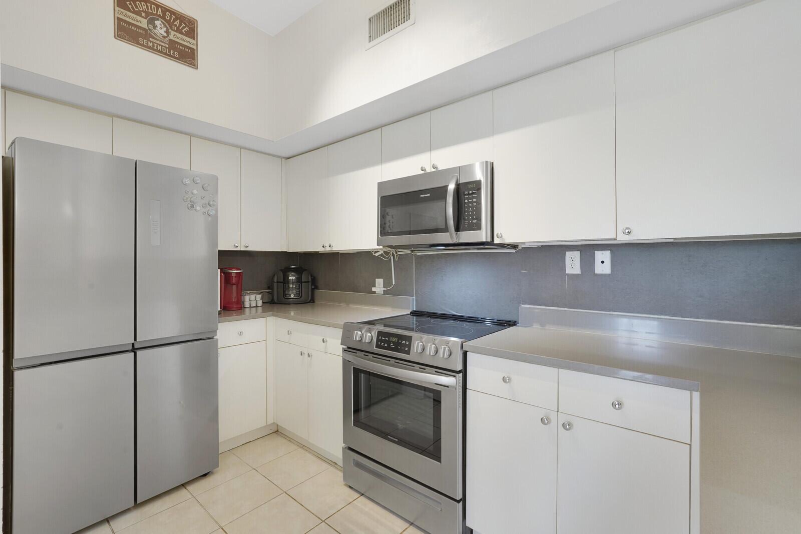 ST ANDREWS AT POLO CLUB C - Residential