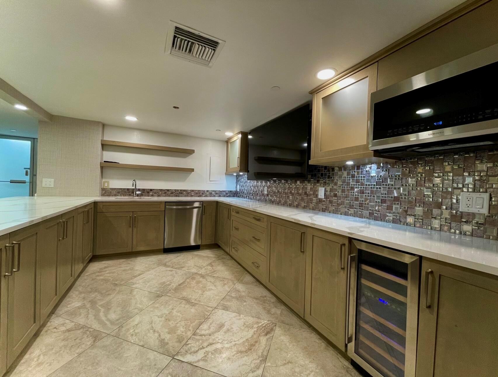 ABERDEEN ARMS CONDO - Residential Lease