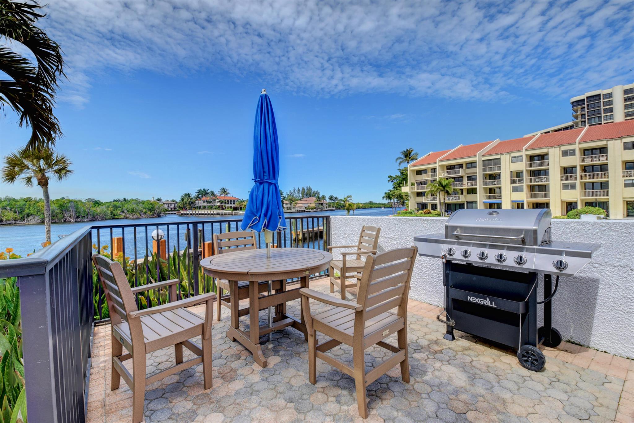 ABERDEEN ARMS CONDO - Residential Lease