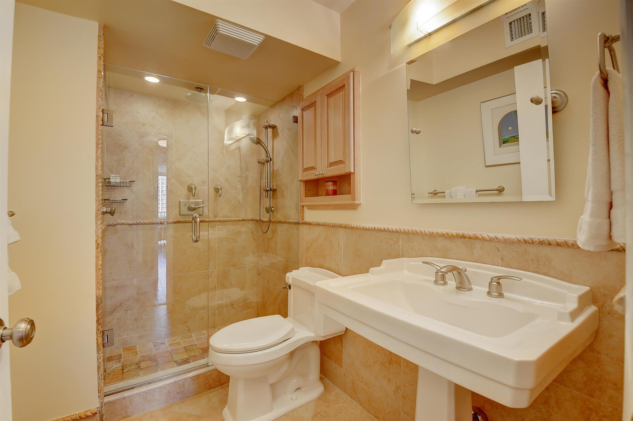 ABERDEEN ARMS CONDO - Residential Lease