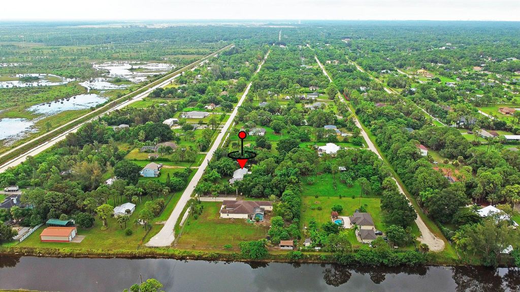 Photo of 16930 93 Road N, Loxahatchee, FL 33470 (MLS # R11008380)