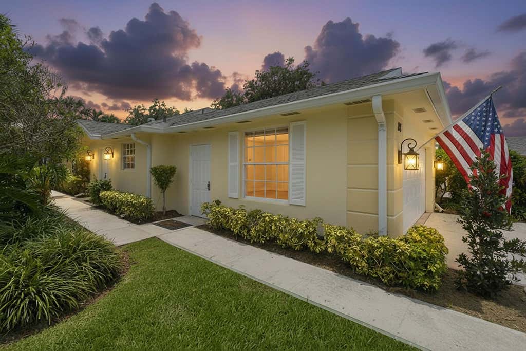 Photo of 198 Brier Circle, Jupiter, FL 33458 (MLS # B26057831)