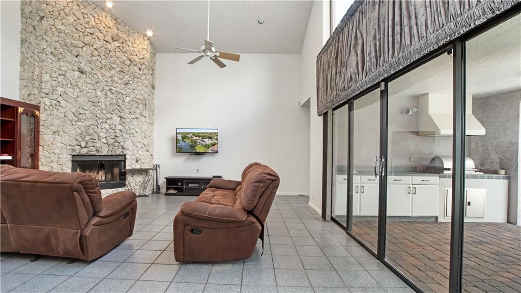 CYPRESS GLEN - Residential