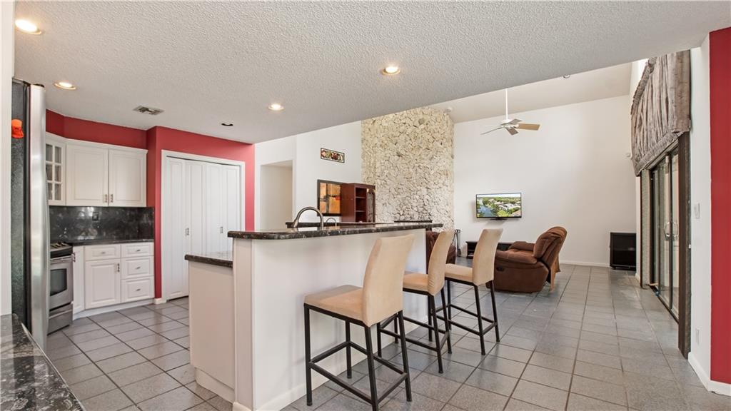 CYPRESS GLEN - Residential