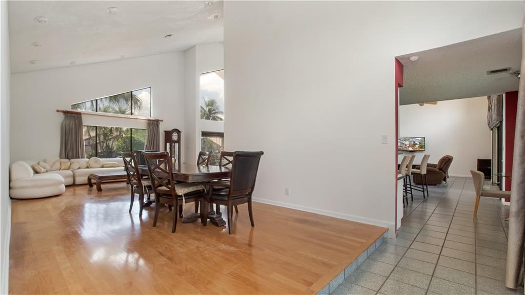 CYPRESS GLEN - Residential