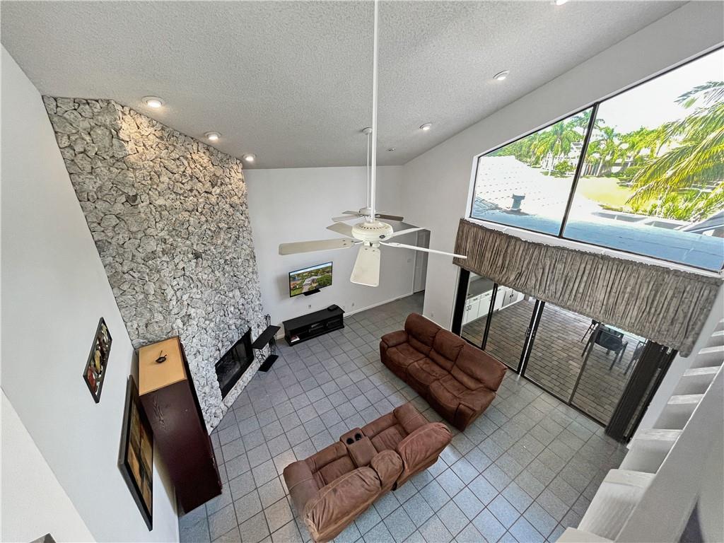 CYPRESS GLEN - Residential
