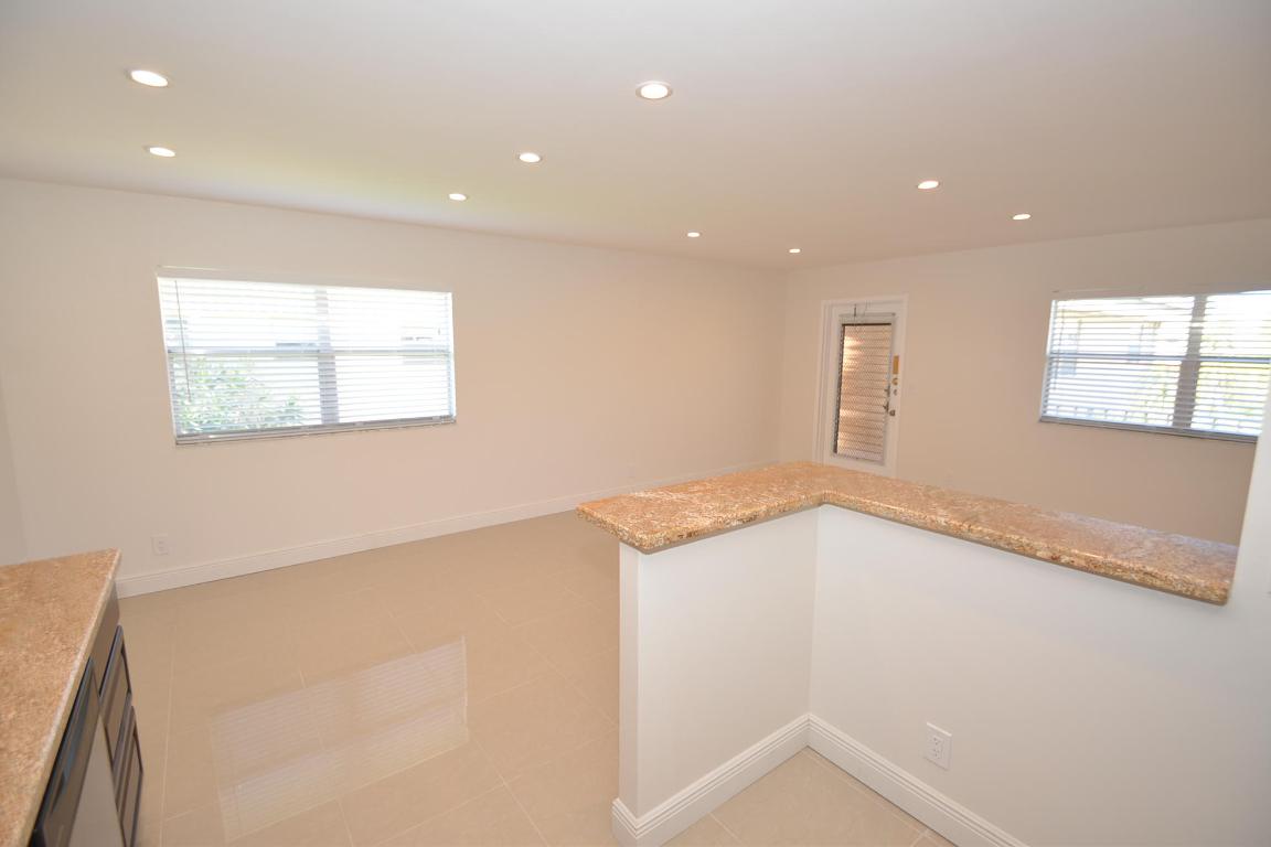 KINGS POINT MONACO B THRU P CONDOS - Residential