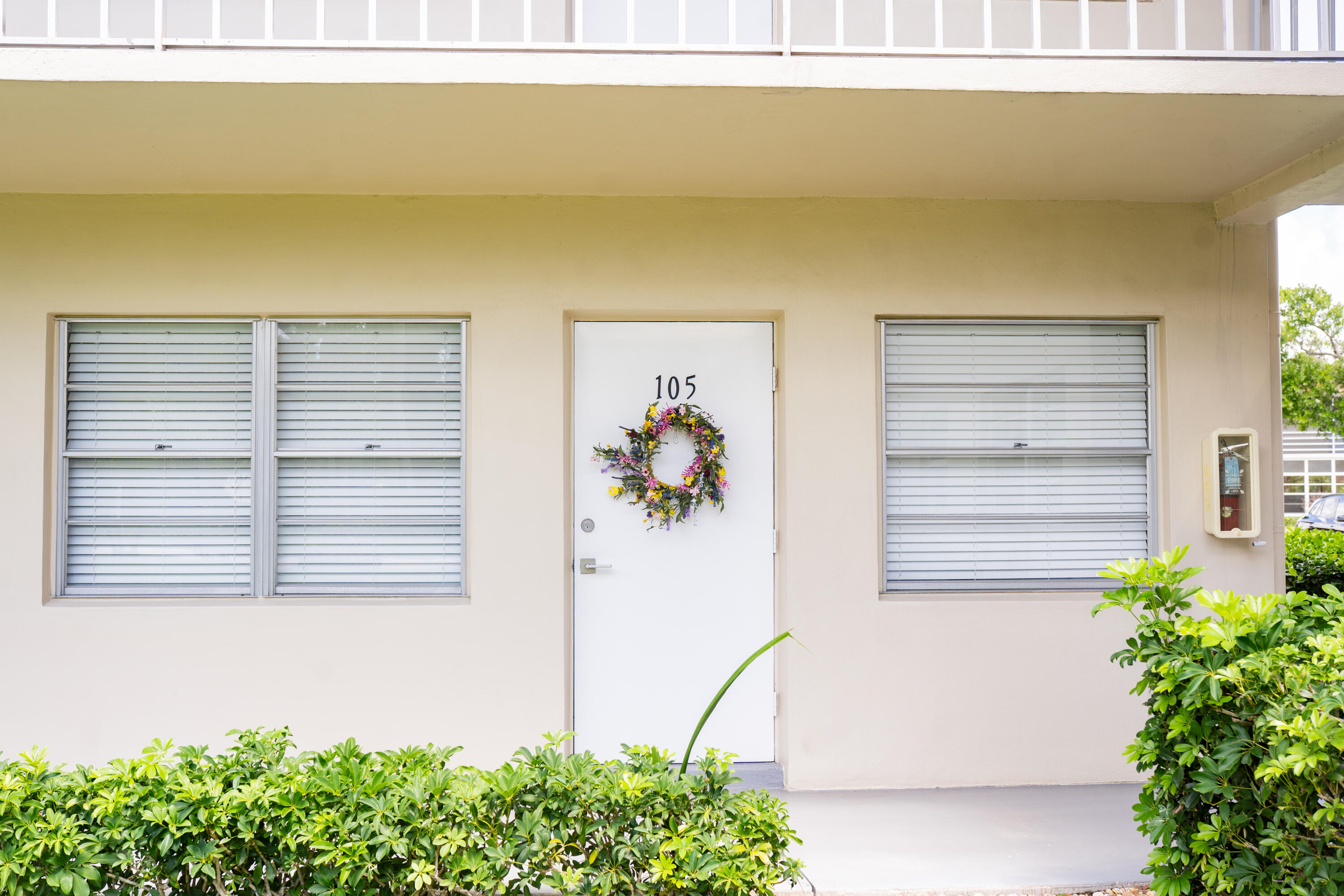 15 Vista Palm Lane 105