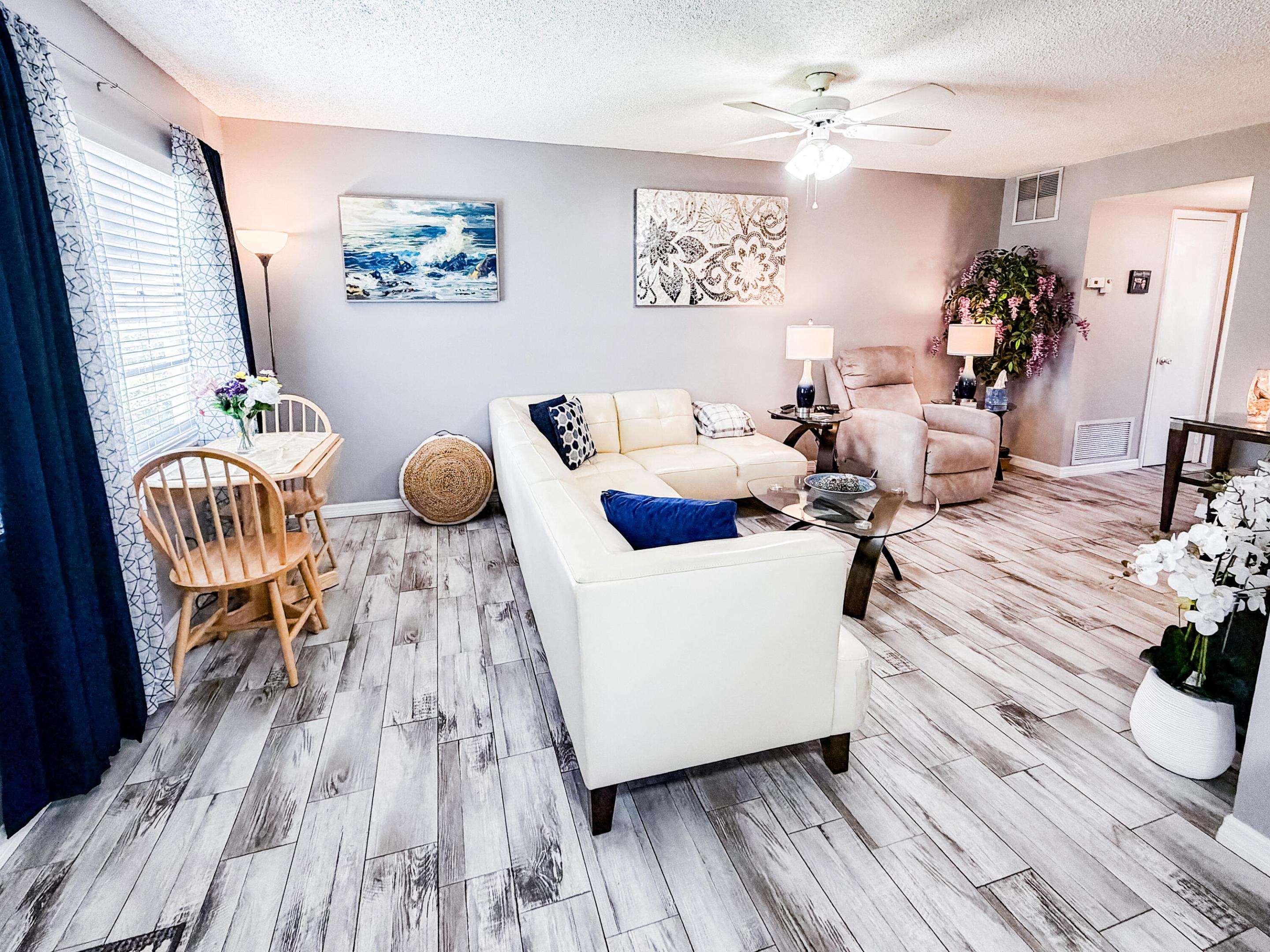 VISTA ROYALE PHASE IV BLDGS 83-111 - Residential