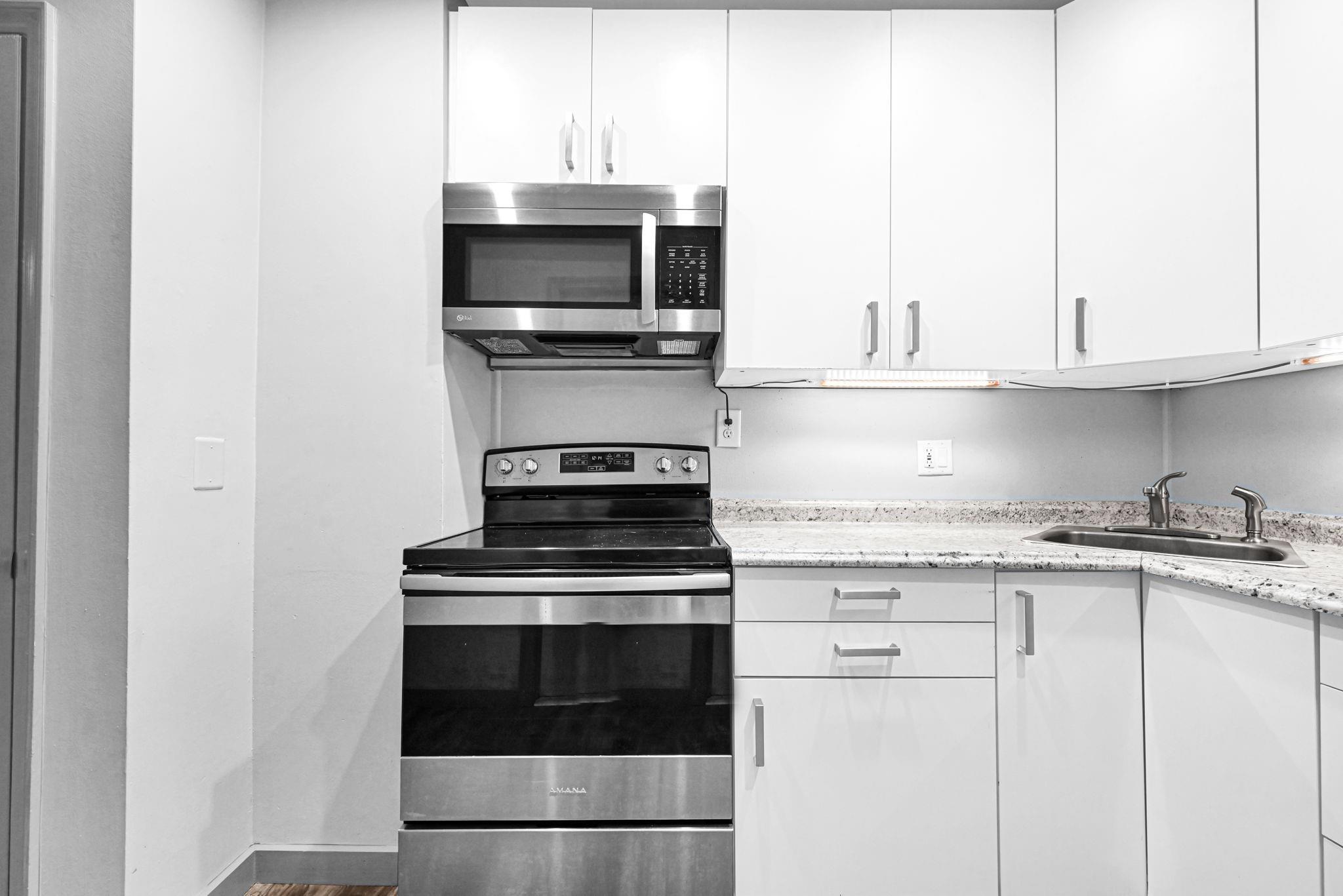 2424 SE 17th St 209