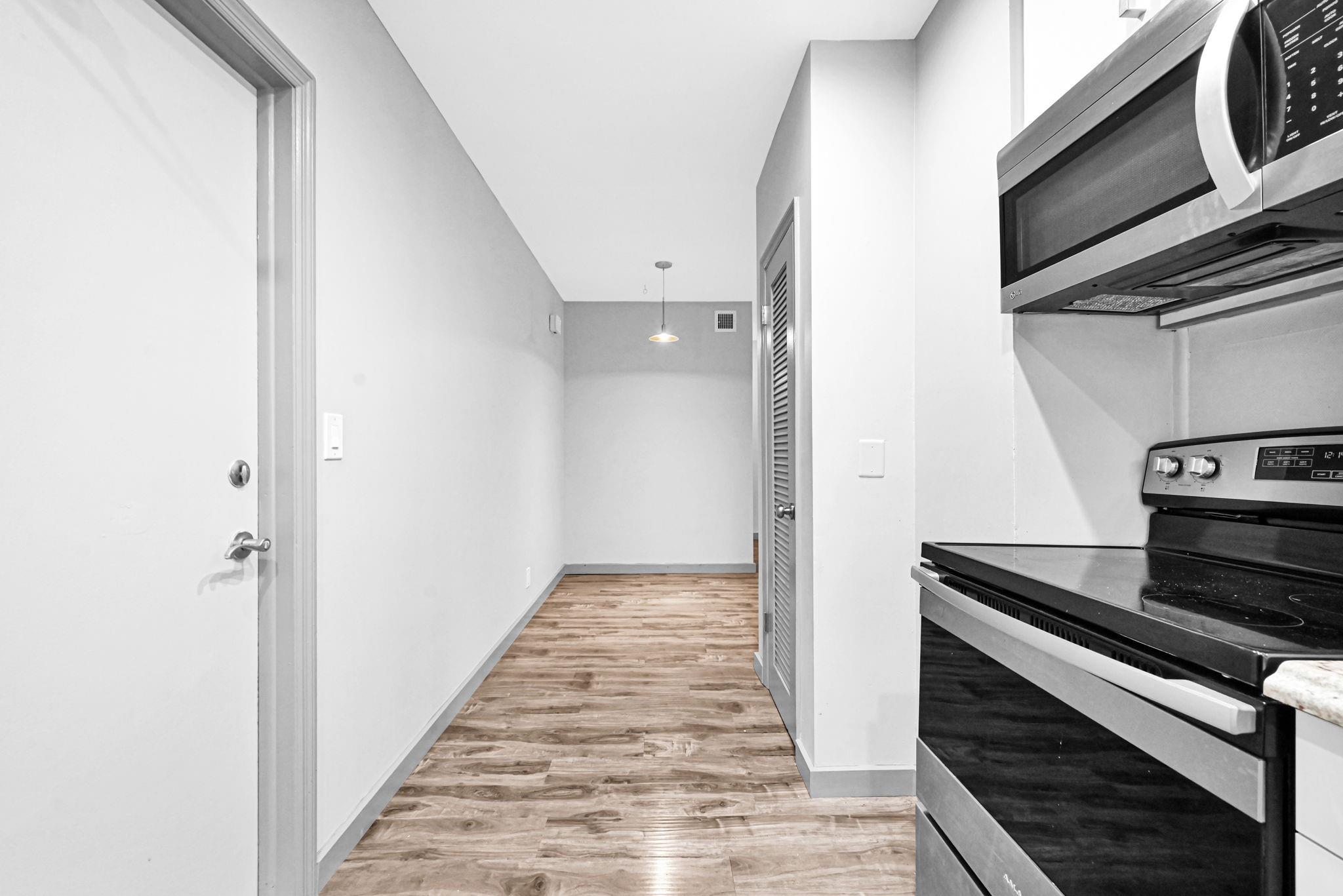 2424 SE 17th St 209
