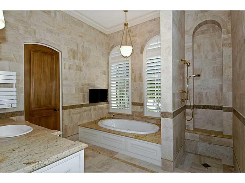 SUNRISE POINT - Residential