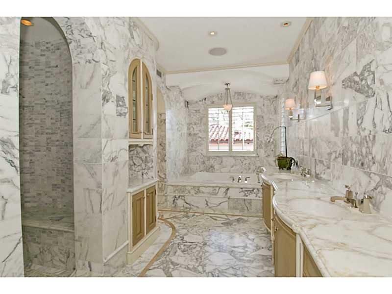 SUNRISE POINT - Residential