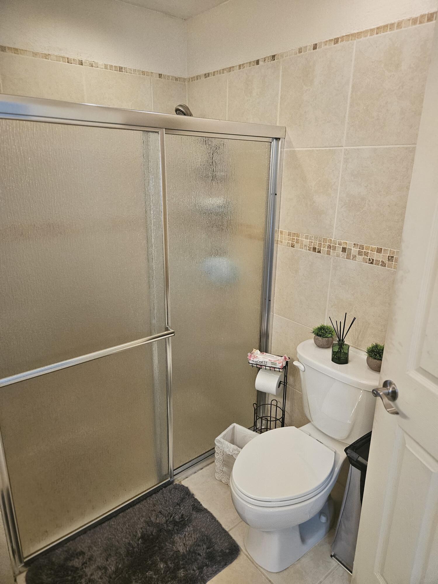 FAMILY HOMES - Residential