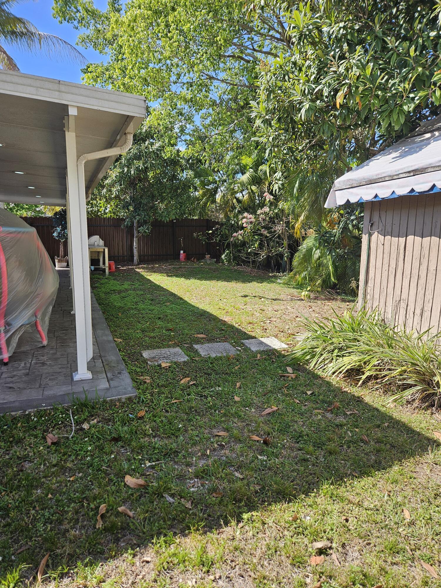 FAMILY HOMES - Residential