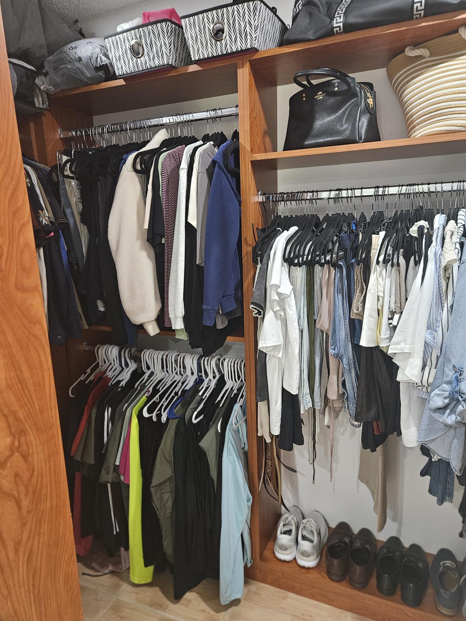 FAMILY HOMES - Residential