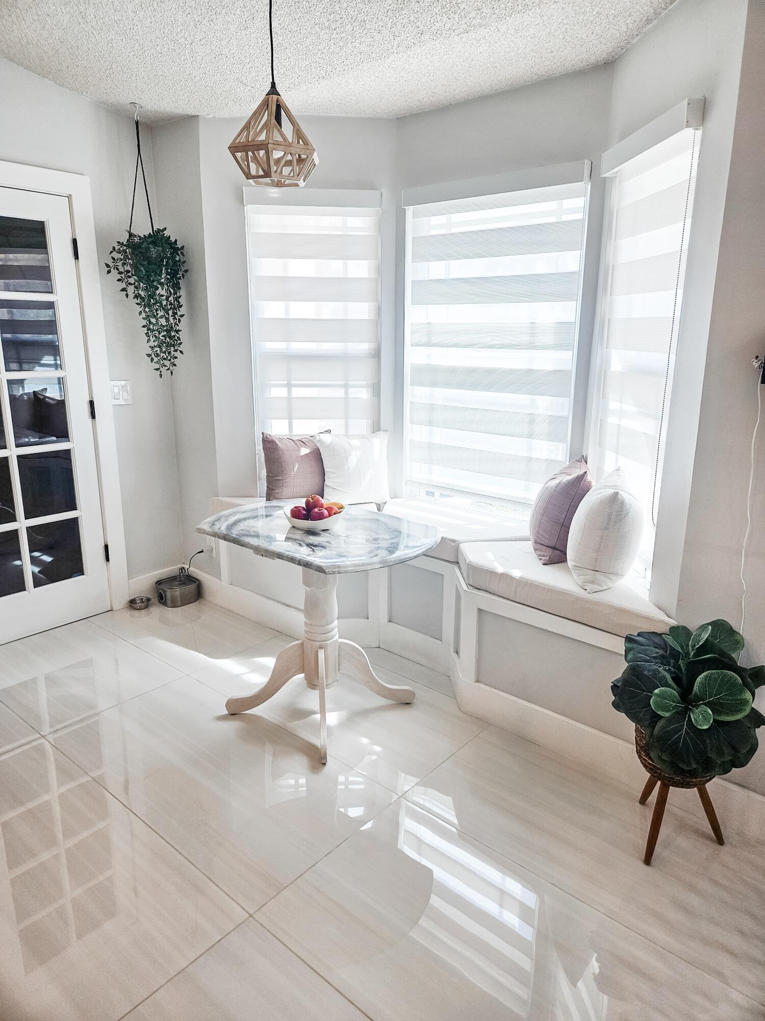 FAMILY HOMES - Residential