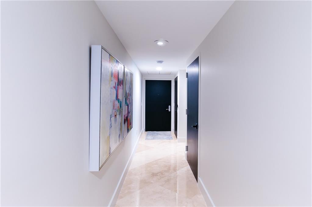 Las Olas Beach Club - Residential