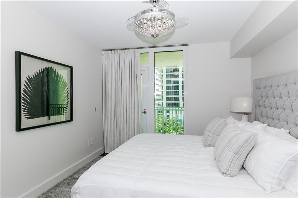 Las Olas Beach Club - Residential