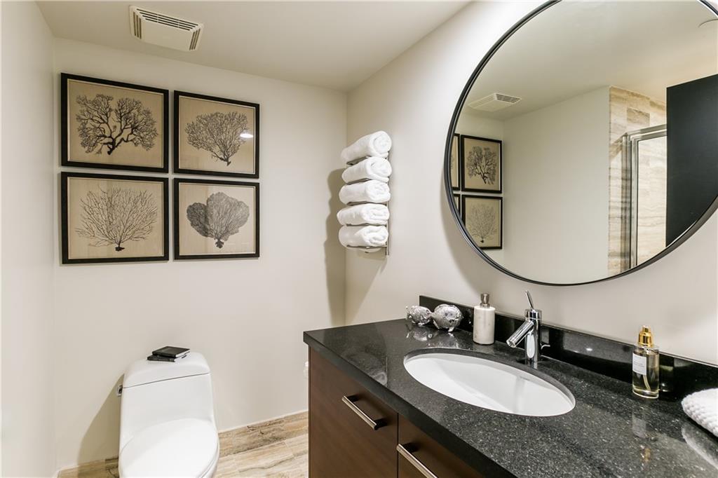 Las Olas Beach Club - Residential