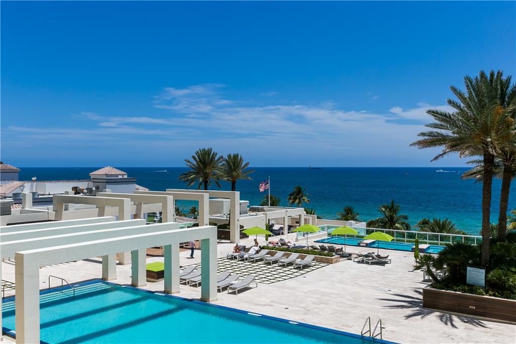 Las Olas Beach Club - Residential