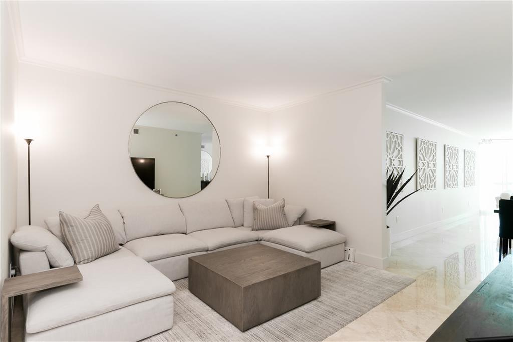 Las Olas Beach Club - Residential