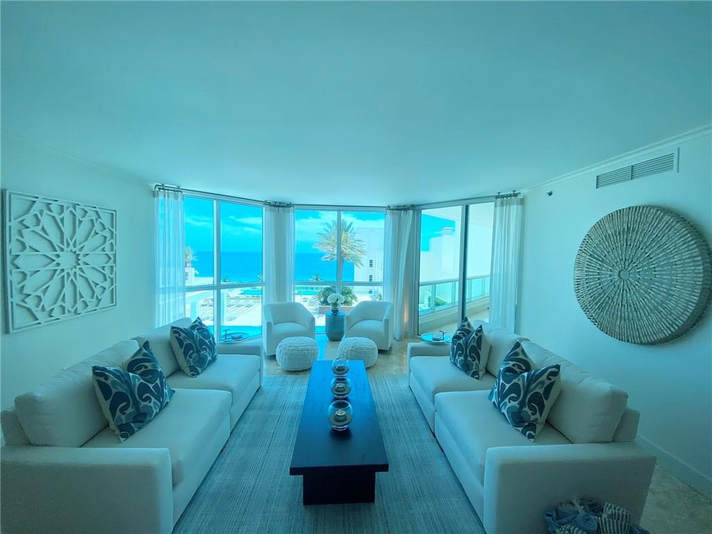 Las Olas Beach Club - Residential