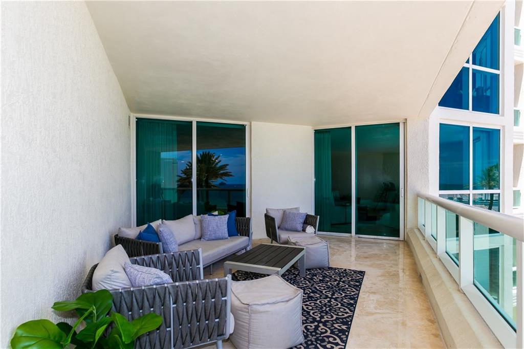 Las Olas Beach Club - Residential