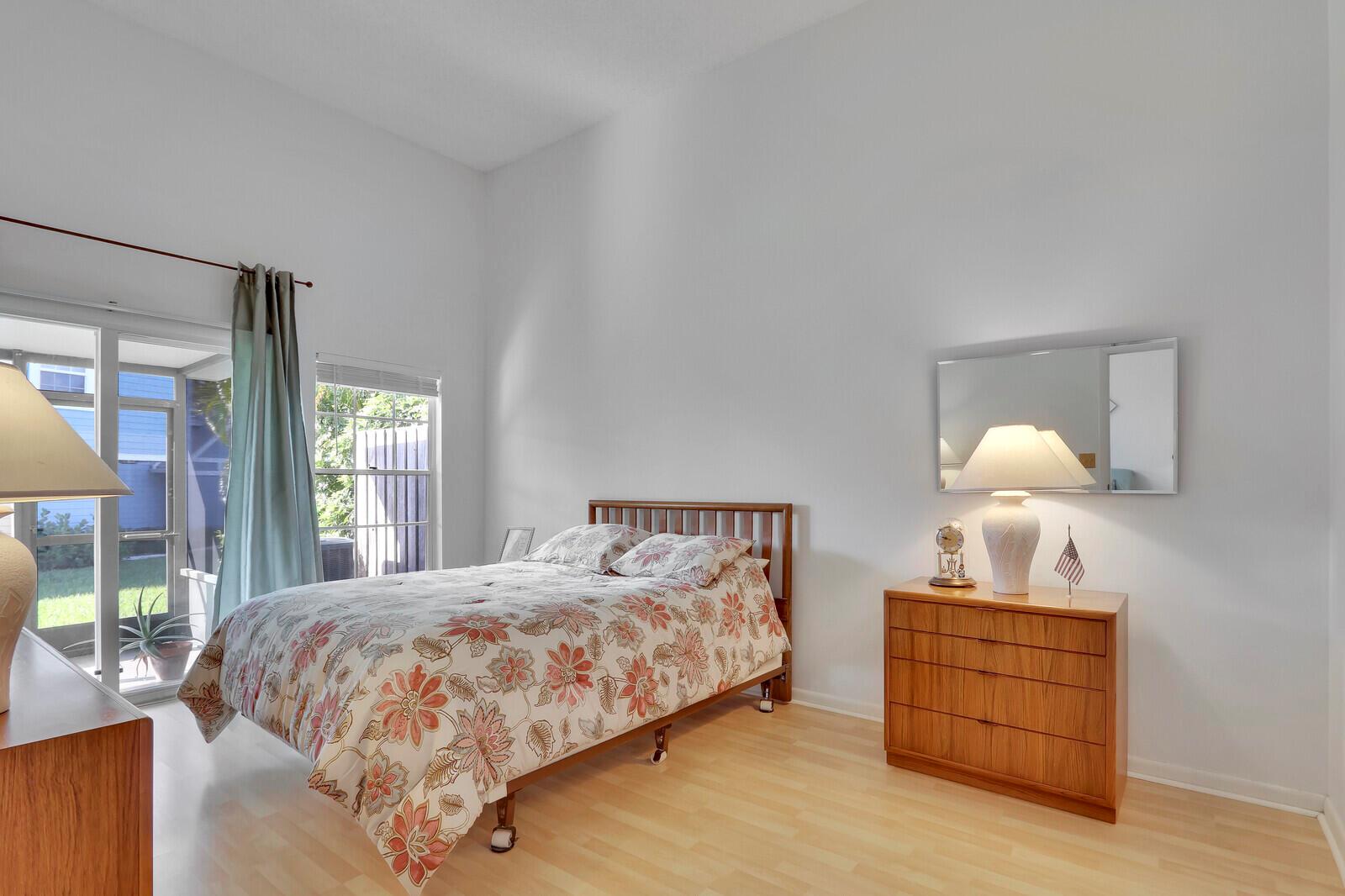 VILLAS OF OCEAN DUNES 4 - Residential