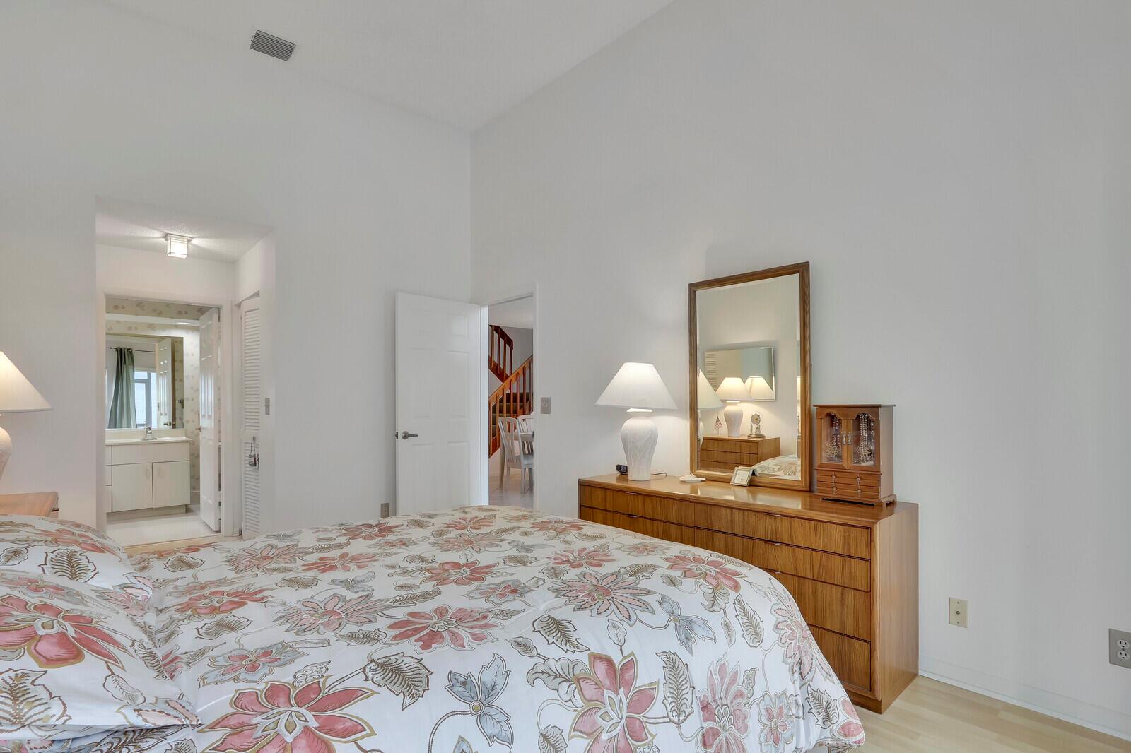 VILLAS OF OCEAN DUNES 4 - Residential