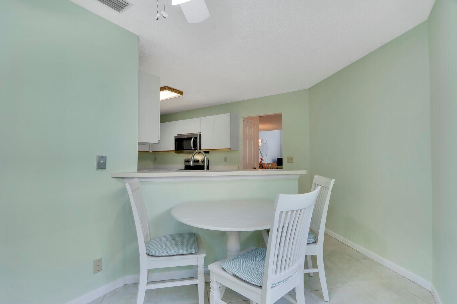 VILLAS OF OCEAN DUNES 4 - Residential