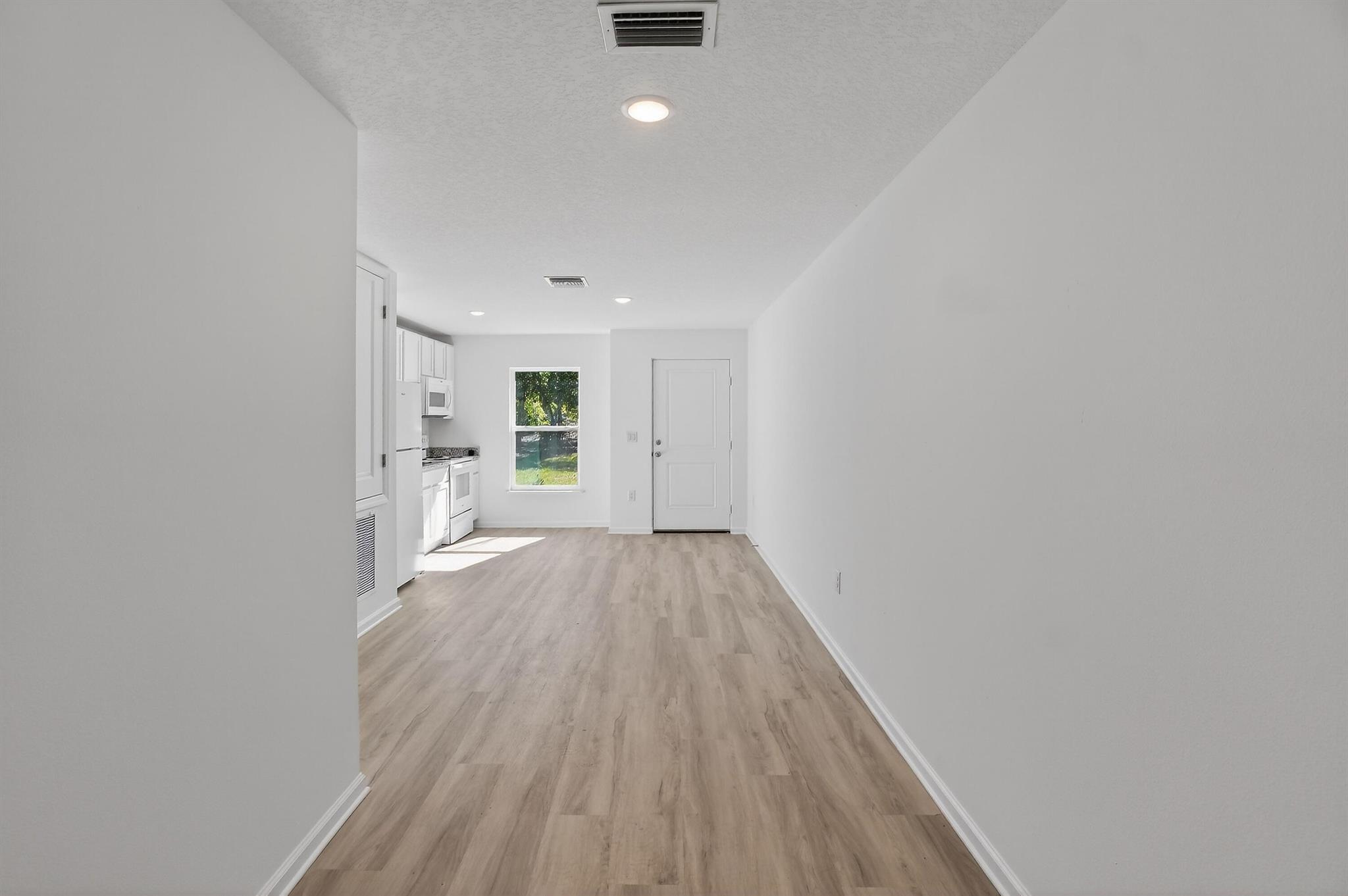 John Davis Resub - Residential Lease