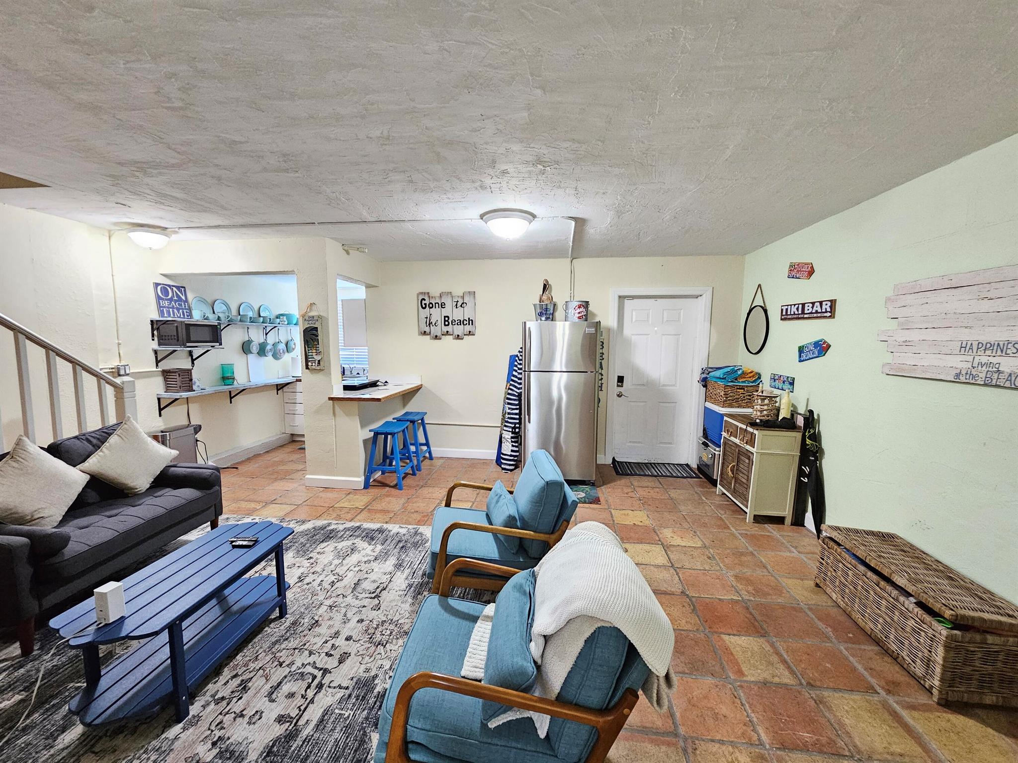 HOLLYWOOD BEACH - Residential Lease