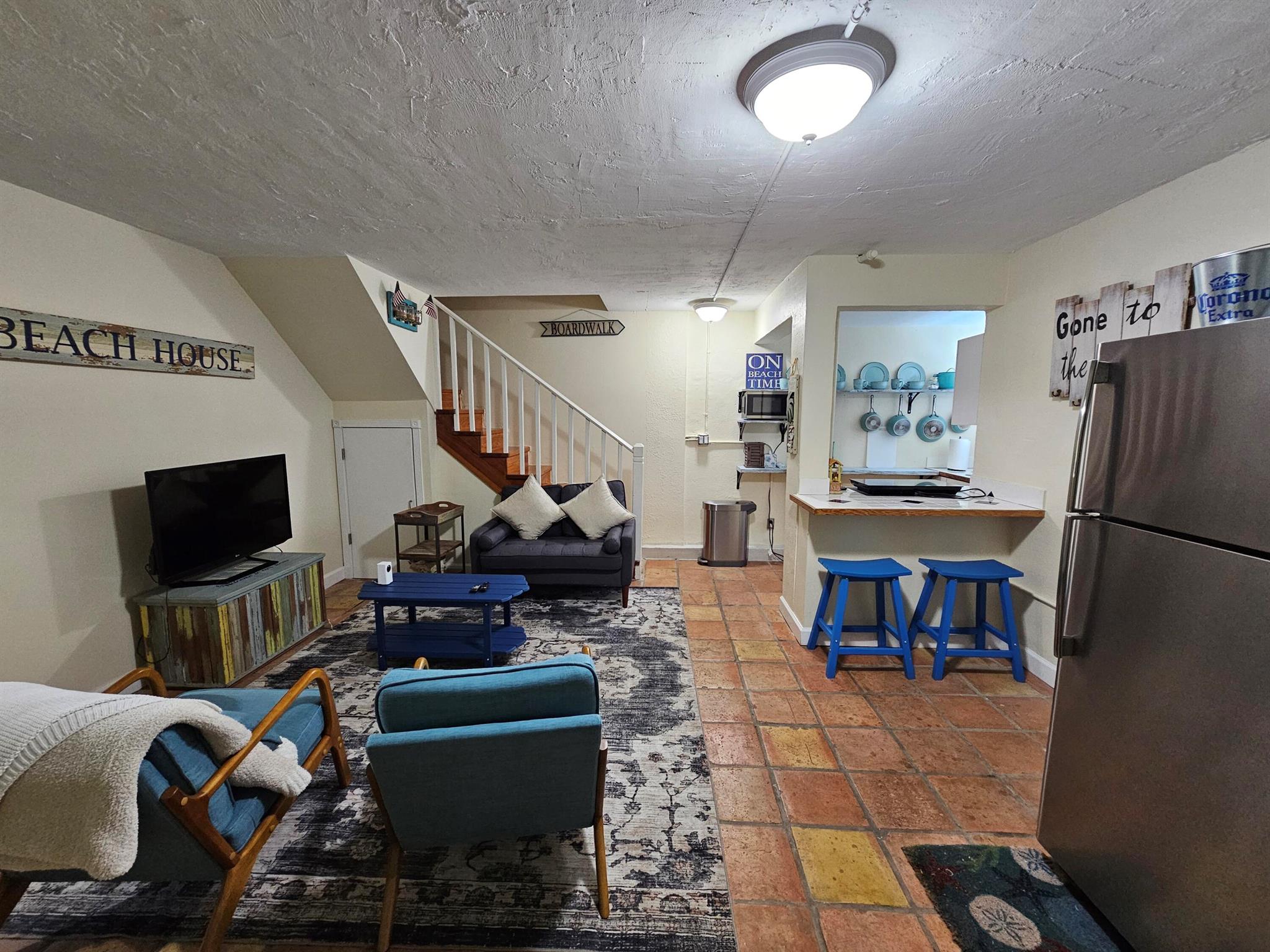 HOLLYWOOD BEACH - Residential Lease