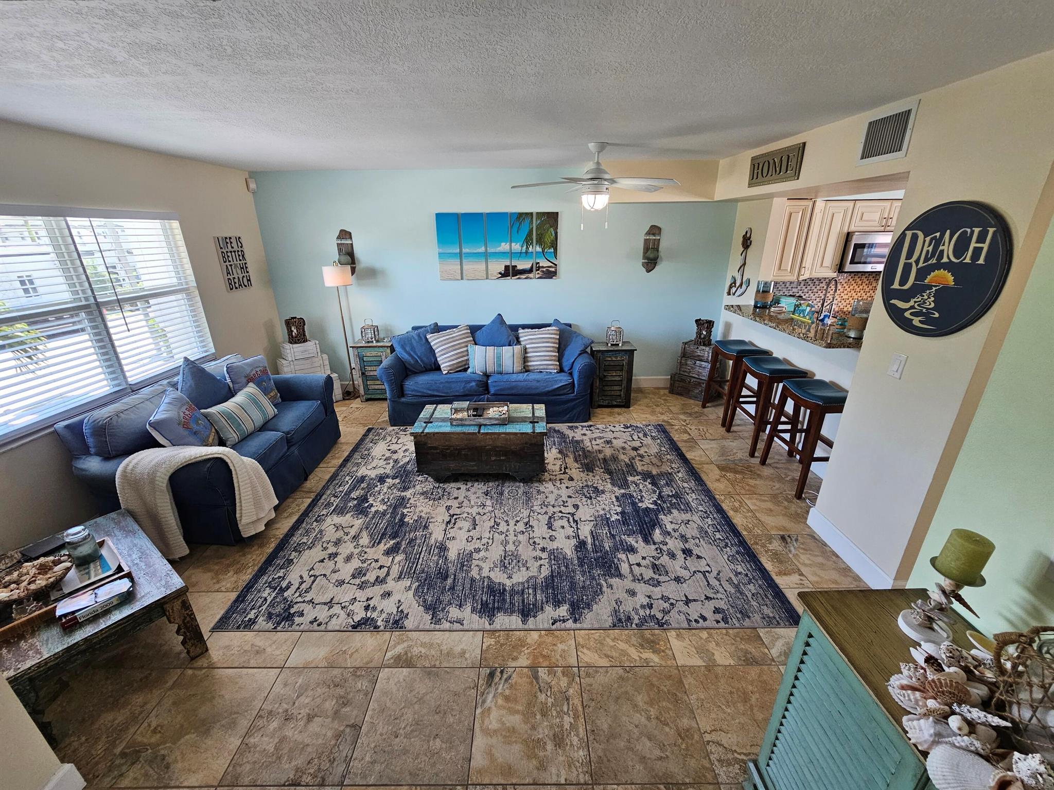 HOLLYWOOD BEACH - Residential Lease