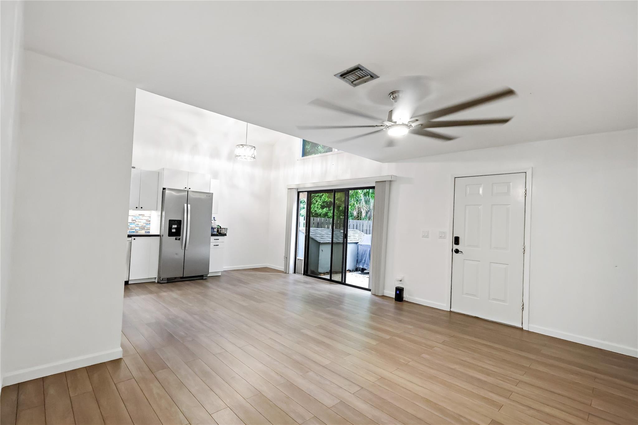 Sandalwood Of Vero - Residential Lease