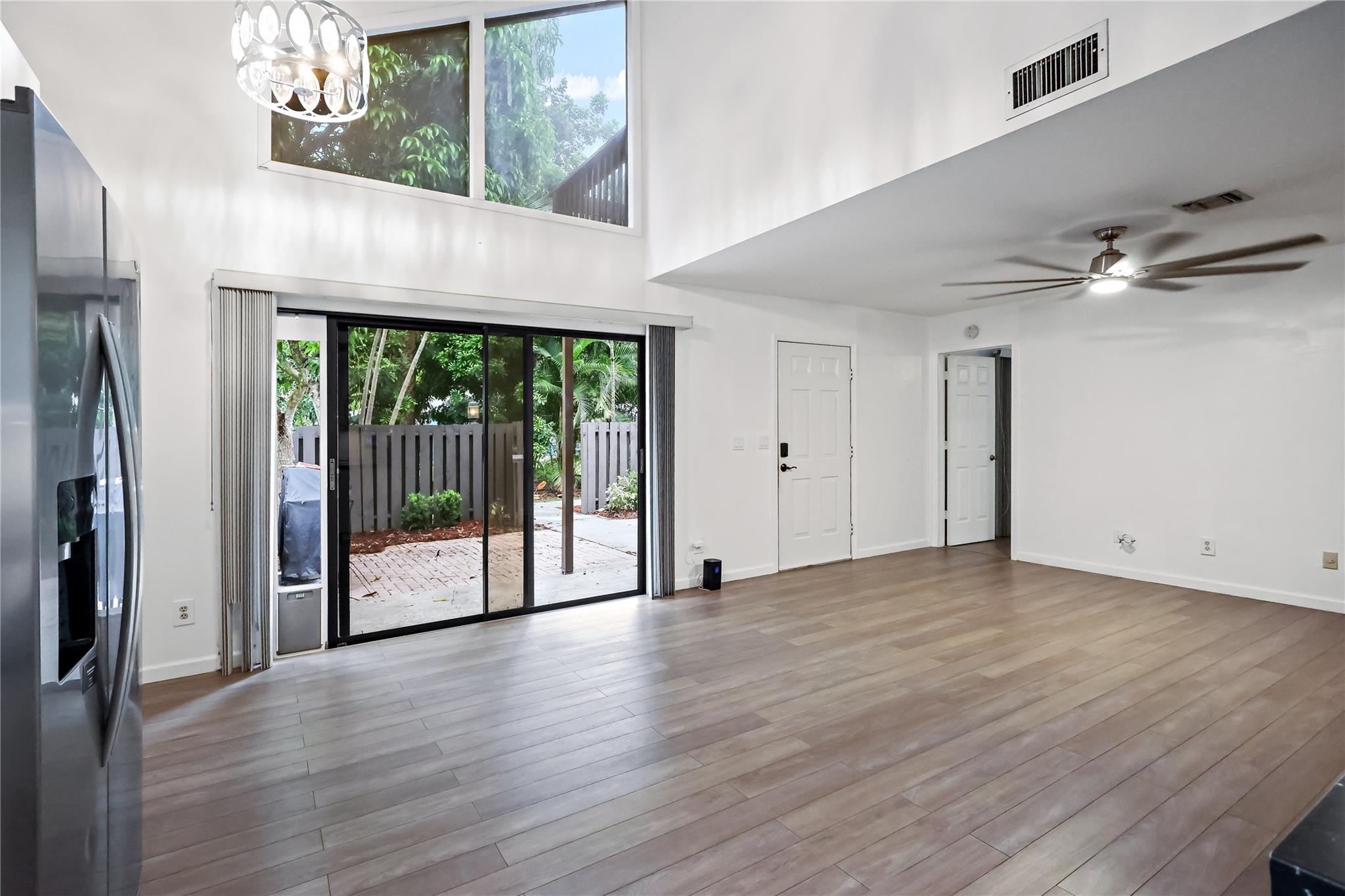 Sandalwood Of Vero - Residential Lease