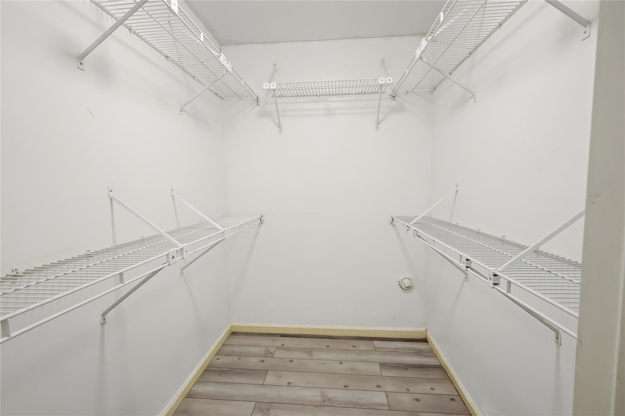 Sandalwood Of Vero - Residential Lease