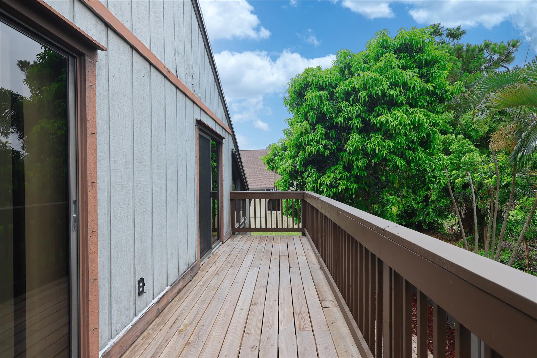 Sandalwood Of Vero - Residential Lease