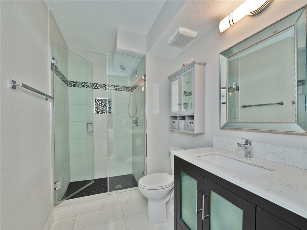 HOLLYBROOK GOLF AND TENNI - Residential
