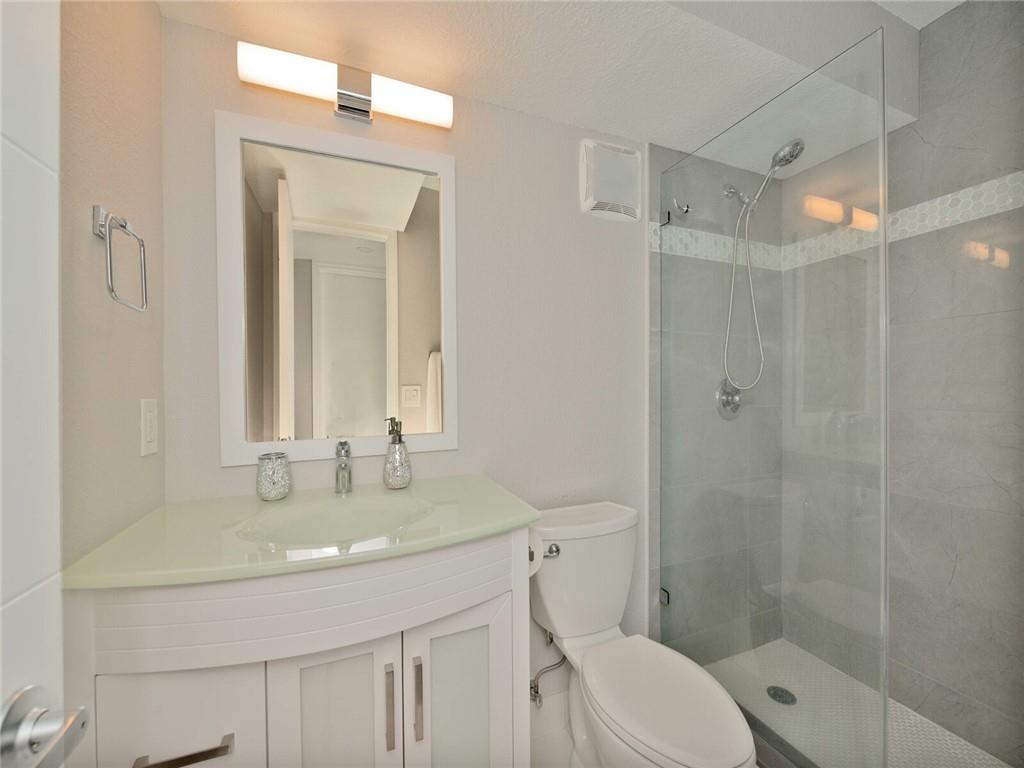 HOLLYBROOK GOLF AND TENNI - Residential