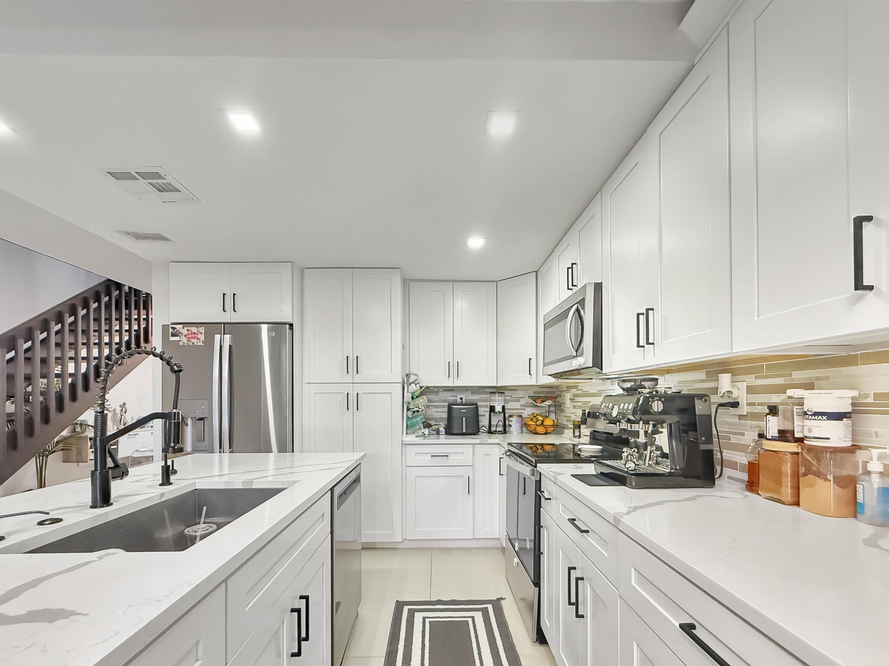227 NW 45th Avenue
